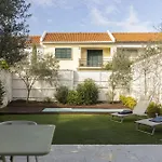 فيلة Restelo Oasis By Clamaretreats